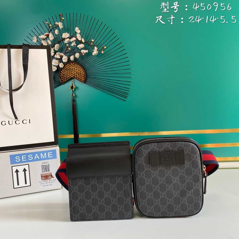 G*u*i belt bag with 2 pouches black