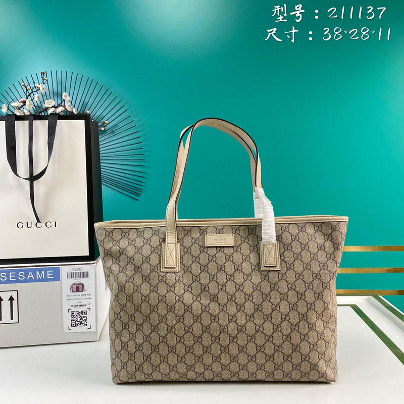 G*u*i monogram tote bag beige