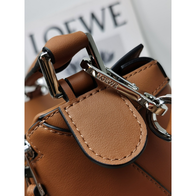 Loewe Puzzle Bag Classic Calfskin Small Tan