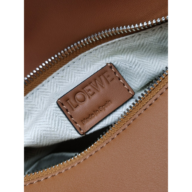 Loewe Puzzle Bag Classic Calfskin Small Tan