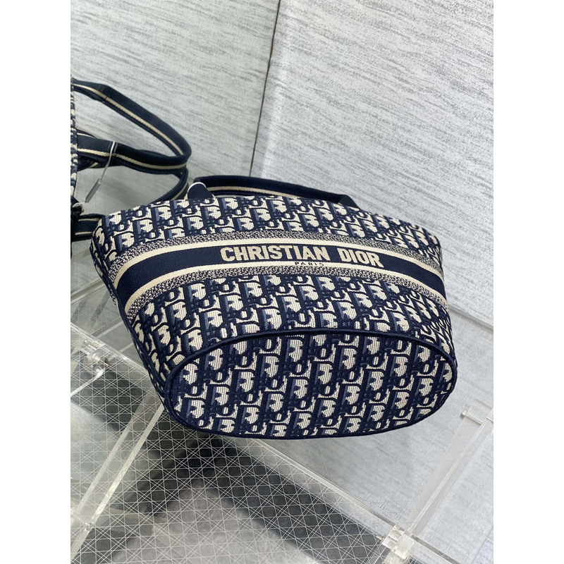 D*or oblique hat basket bag dark blue