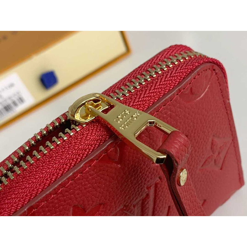 l**is V*t*n zippy coin purse padlock red