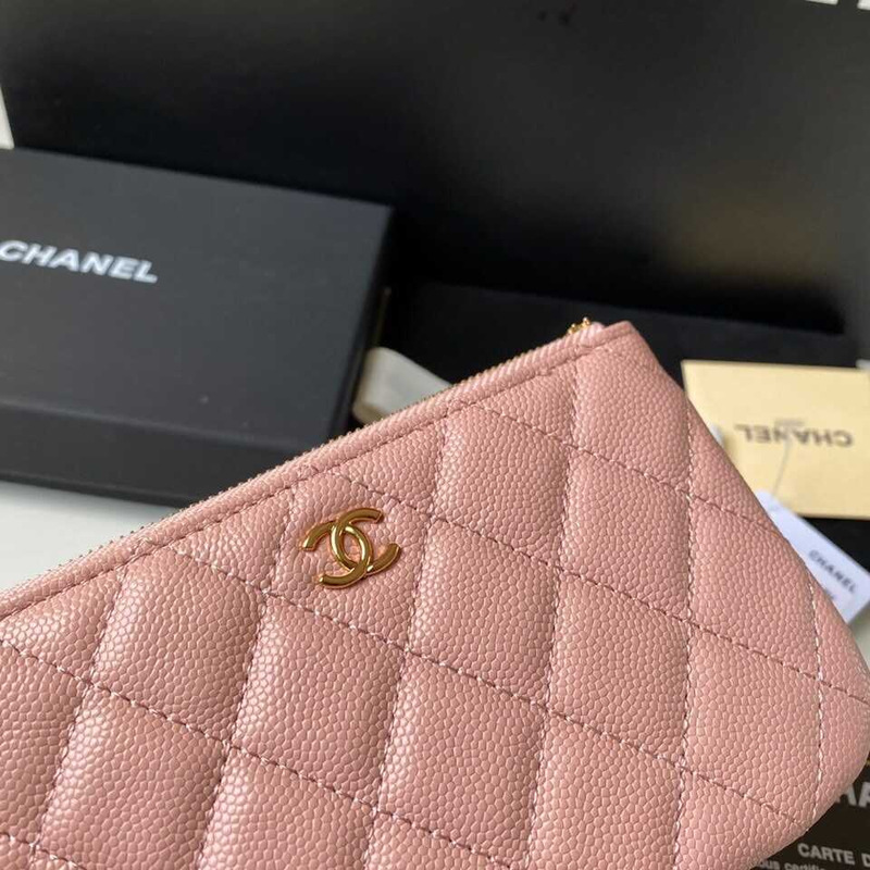 Ch*el caviar quilted zipped key holder case pink