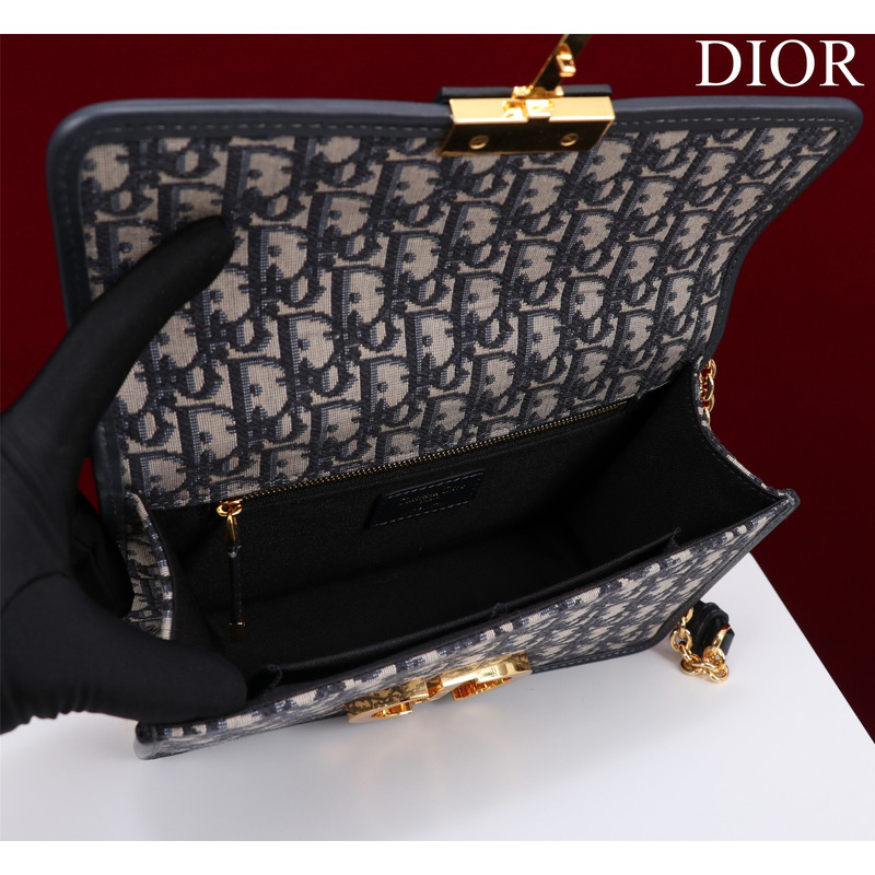 D*or 30 montaigne chain bag blue D*or oblique jacquard