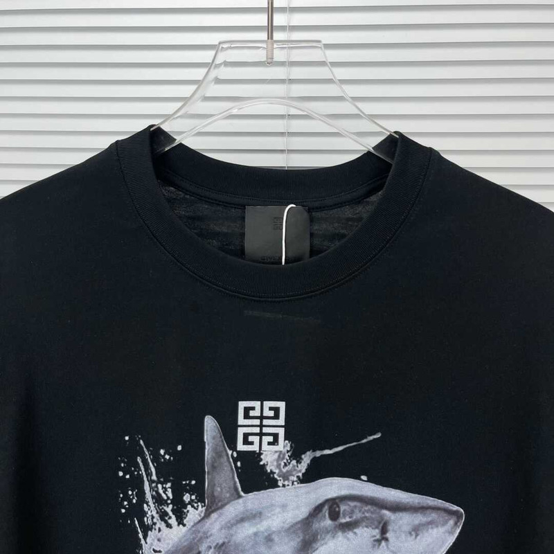 Givenchy Shark T-Shirt Black