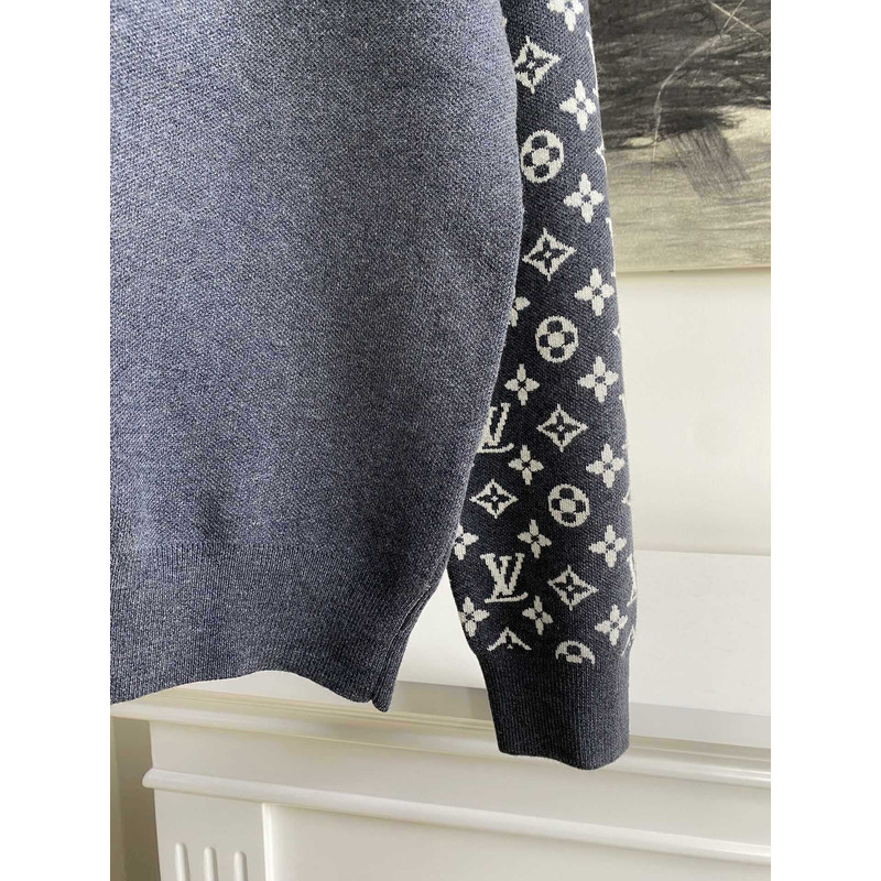 l**is V*t*n monogram mix cashmere crewneck grey