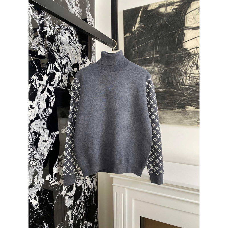 l**is V*t*n monogram mix cashmere crewneck grey