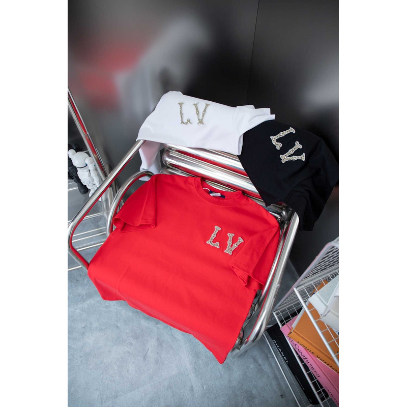 l**is V*t*n cotton pique t-shirt with embroidered lv patch red