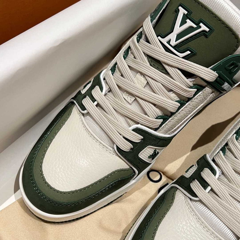 l**is V*t*n lv trainer sneaker green