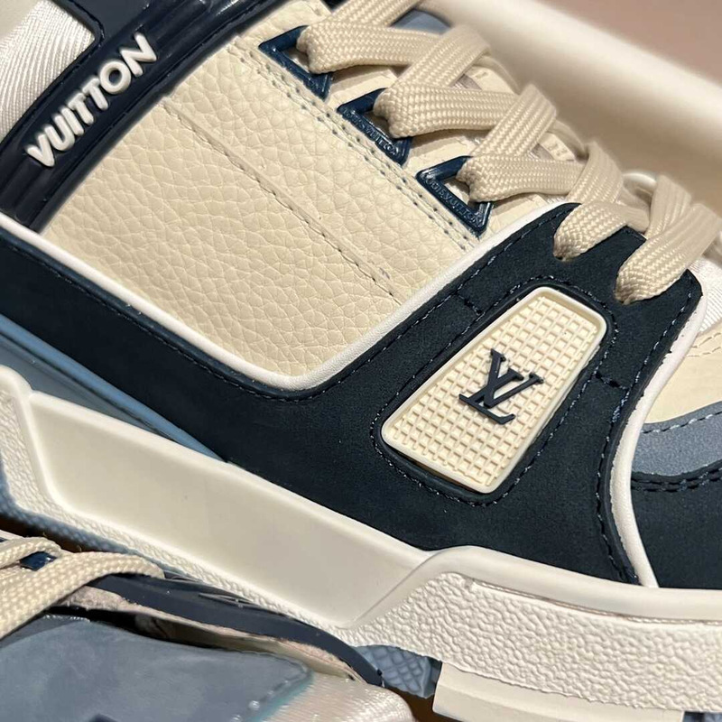 l**is V*t*n lv trainer sneaker blue