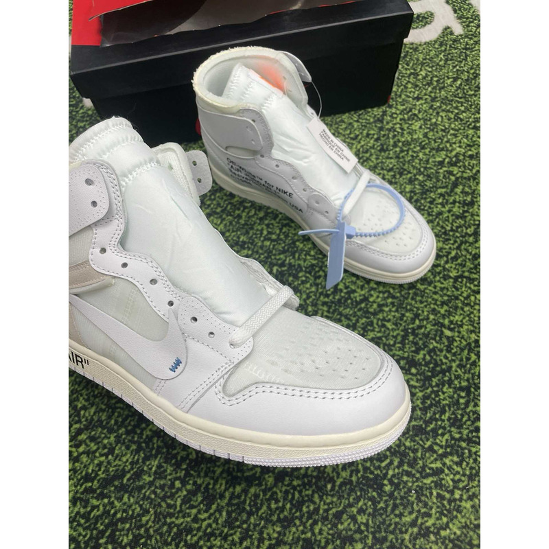 Air Jordan 1 x Off-White Retro High Top Sneaker White