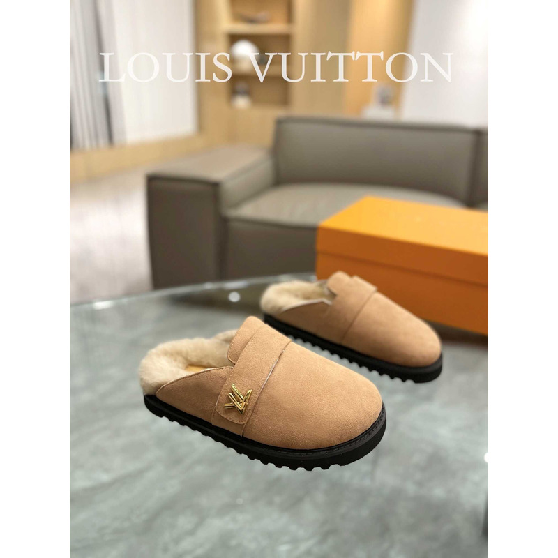 l**is V*t*n lv cosy flat comfort clog beige