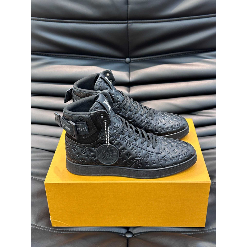 l**is V*t*n rivoli sneaker boot black