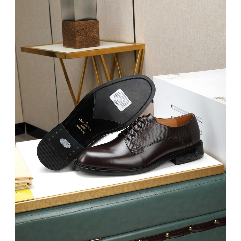 l**is V*t*n patent calf leather derby wine