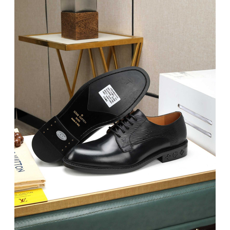 l**is V*t*n patent calf leather derby black