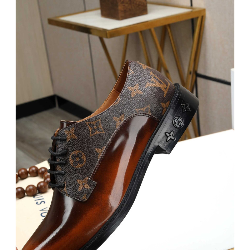 l**is V*t*n patent calf leather derby caramel