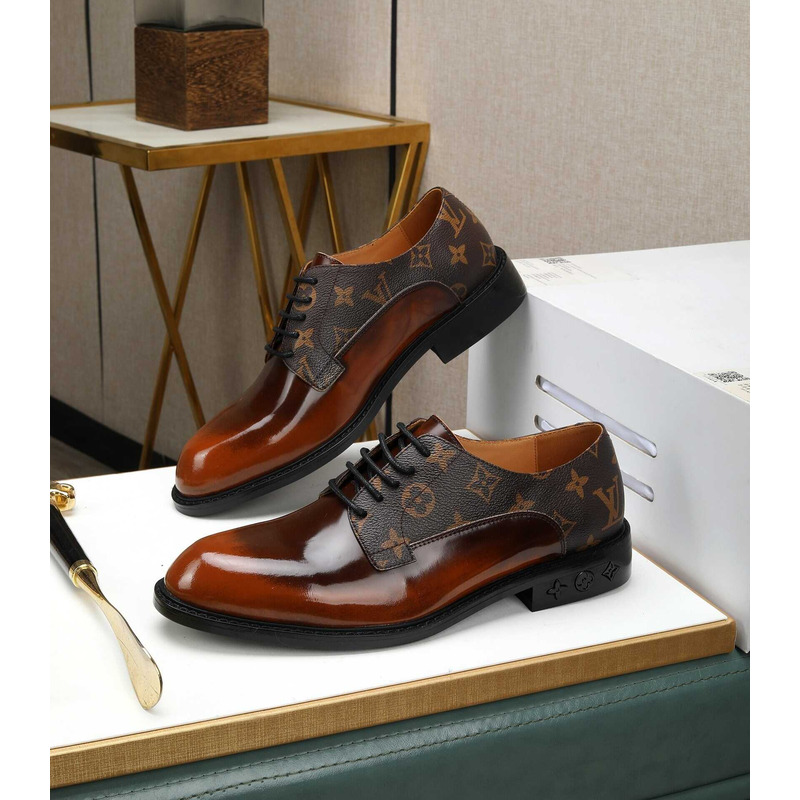 l**is V*t*n patent calf leather derby caramel