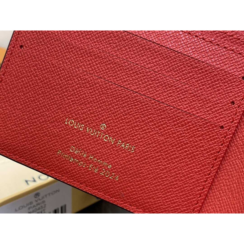 l**is V*t*n pocket organizer damier red