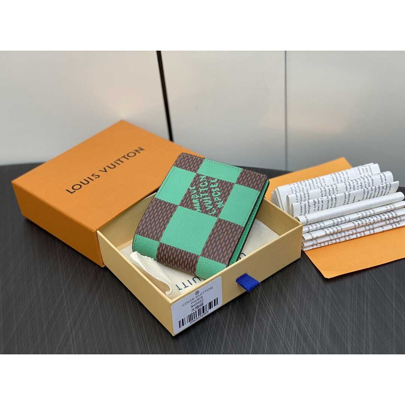 l**is V*t*n pocket organizer damier green