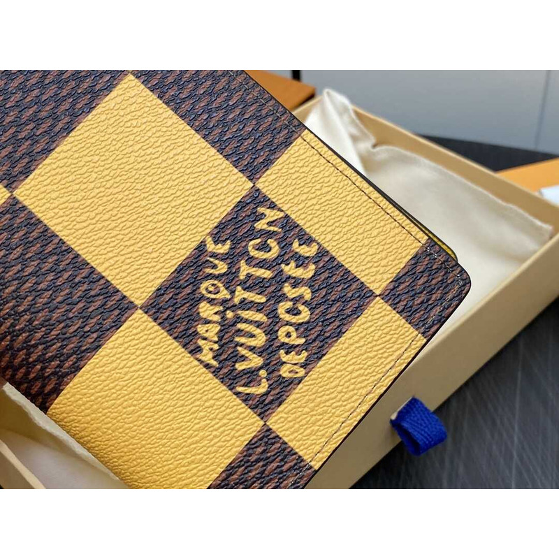 l**is V*t*n damier wallet yellow