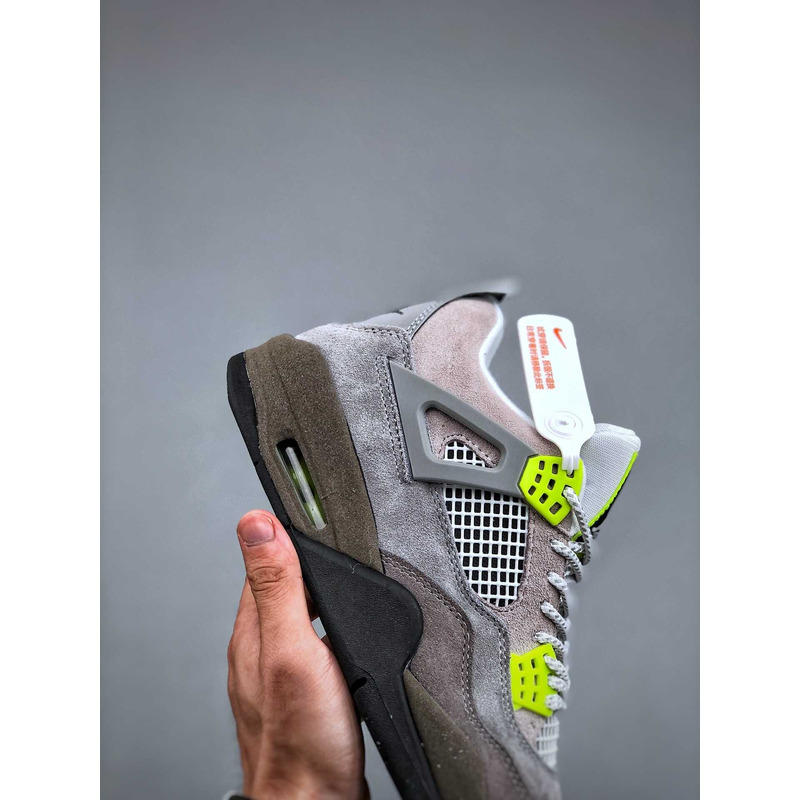 Jordan 4 Retro SE 95 Neon Sneakers Wolf Grey/Anthracite