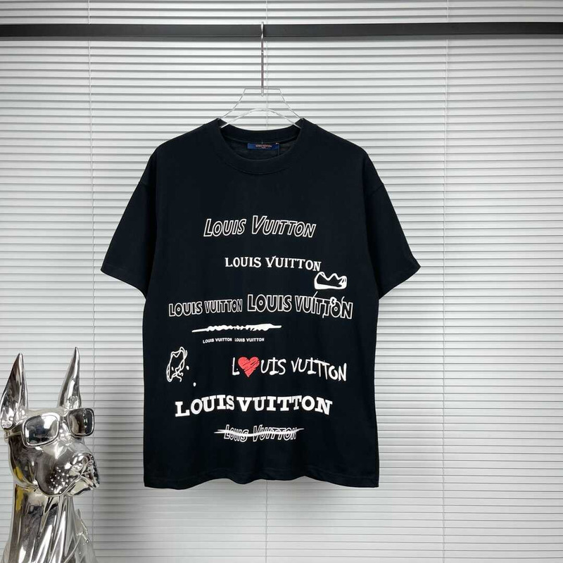 l**is V*t*n t-shirt black