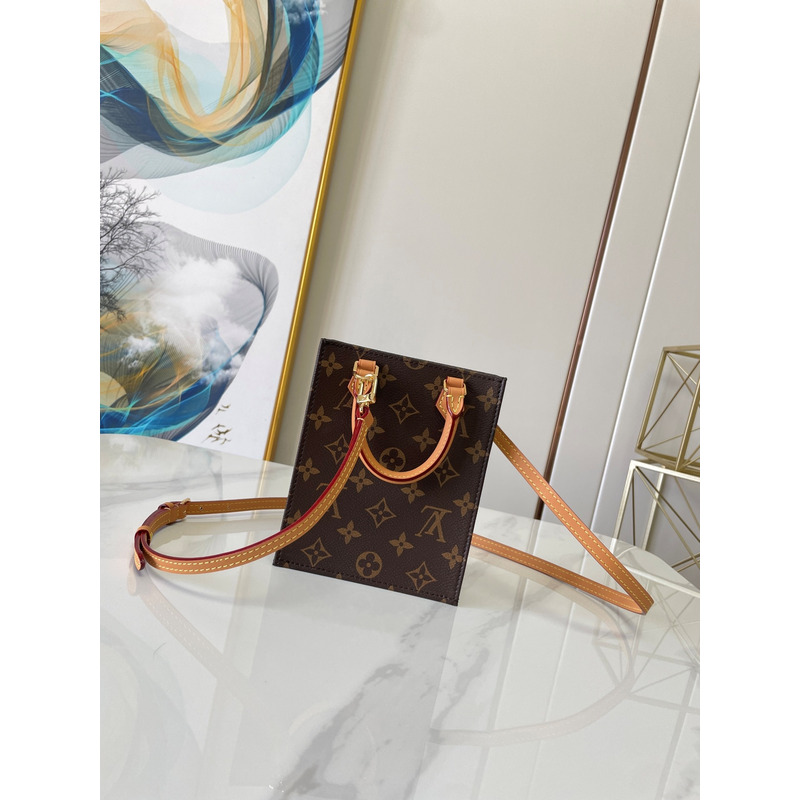 l**is V*t*n petit sac plat handbag monogram