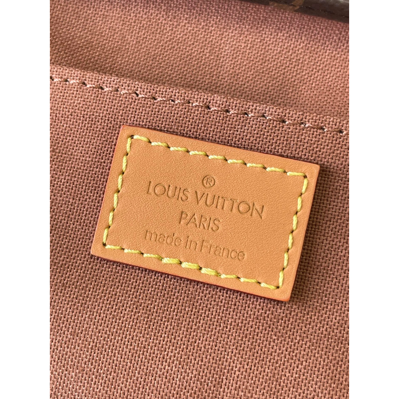 l**is V*t*n petit sac plat handbag monogram