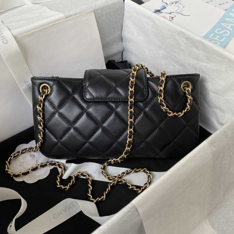 Ch*el baguette bag lambskin black