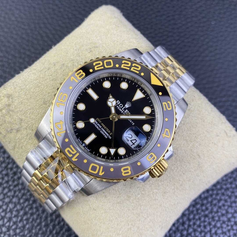 Rolex GMT-Master II 126713GRNR 904L YG/SS Black Dial Dots on YG/SS Jubilee Bracelet