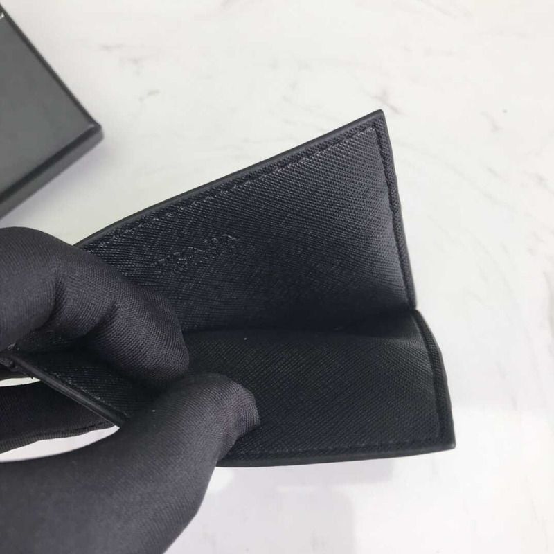 Pra*a saffiano leather card holder black