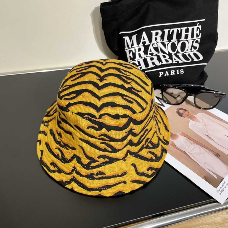 F**di tiger stripes bucket cap yellow