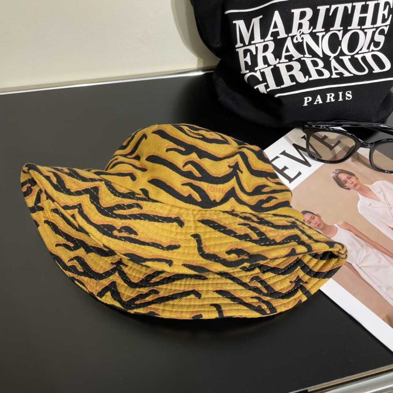 F**di tiger stripes bucket cap yellow