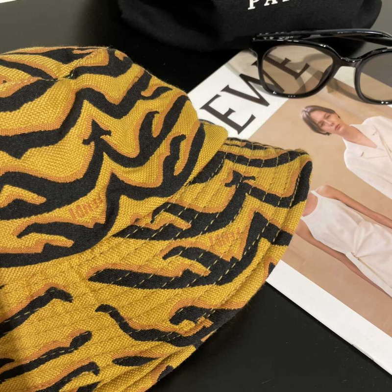 F**di tiger stripes bucket cap yellow