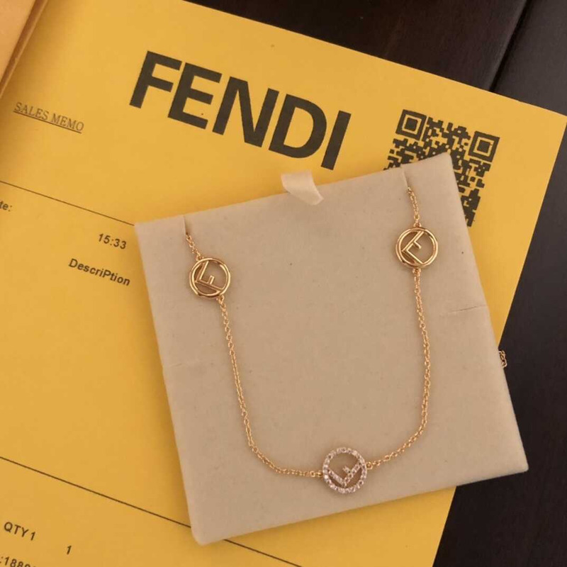 F**di f is F**di necklace gold