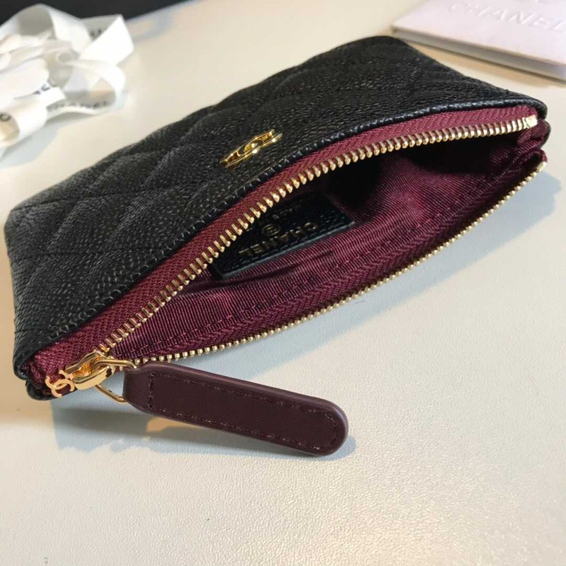 Ch*el caviar wallet black