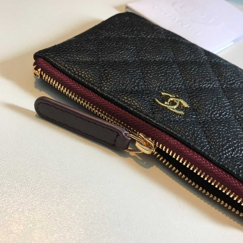 Ch*el caviar wallet black