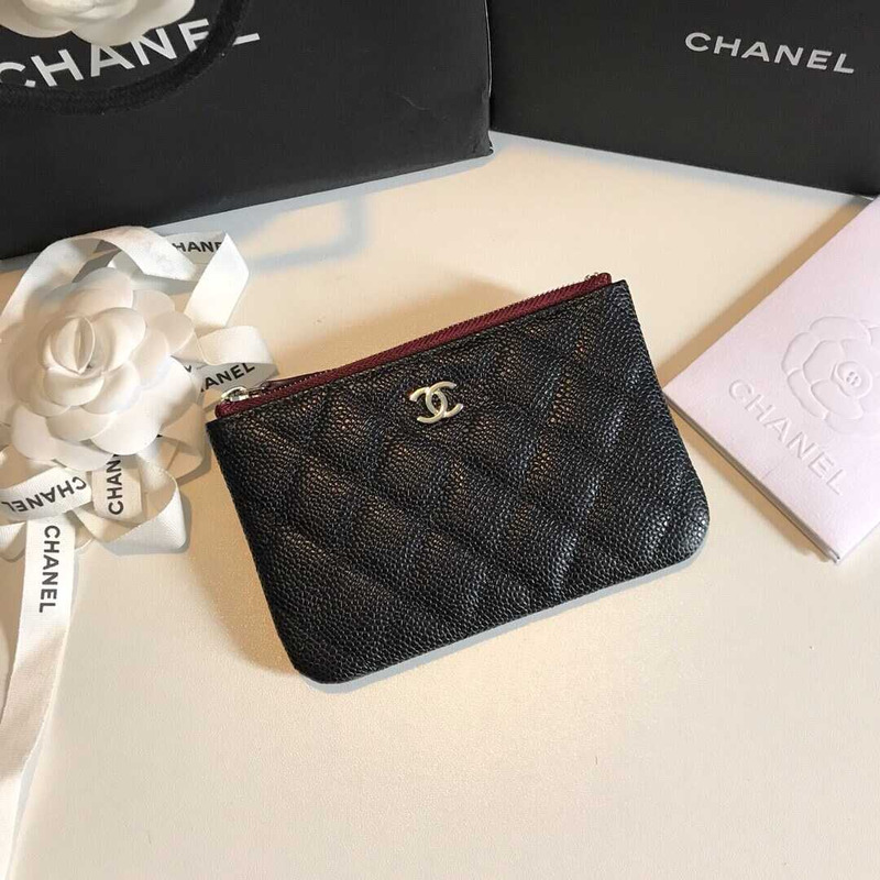 Ch*el caviar wallet black