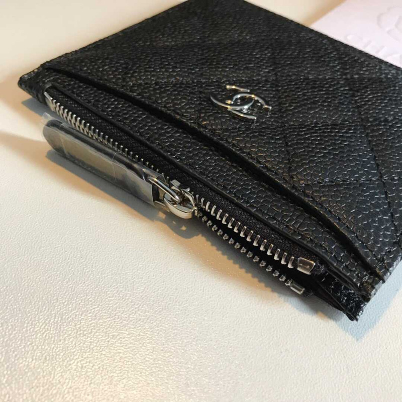 Ch*el card holder caviar black