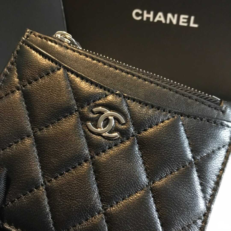 Ch*el card holder lambskin black