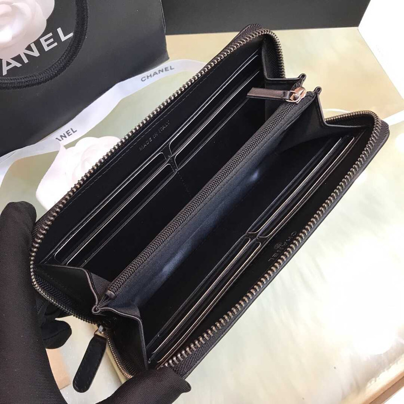 Ch*el boy Ch*el round long wallet lambskin black