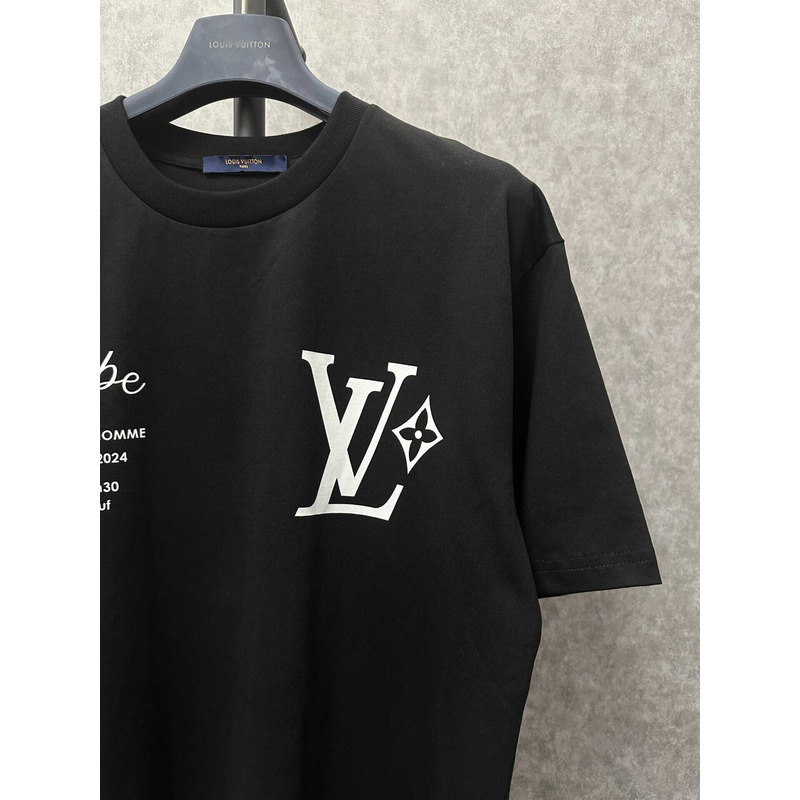 l**is V*t*n logo printed t-shirt black