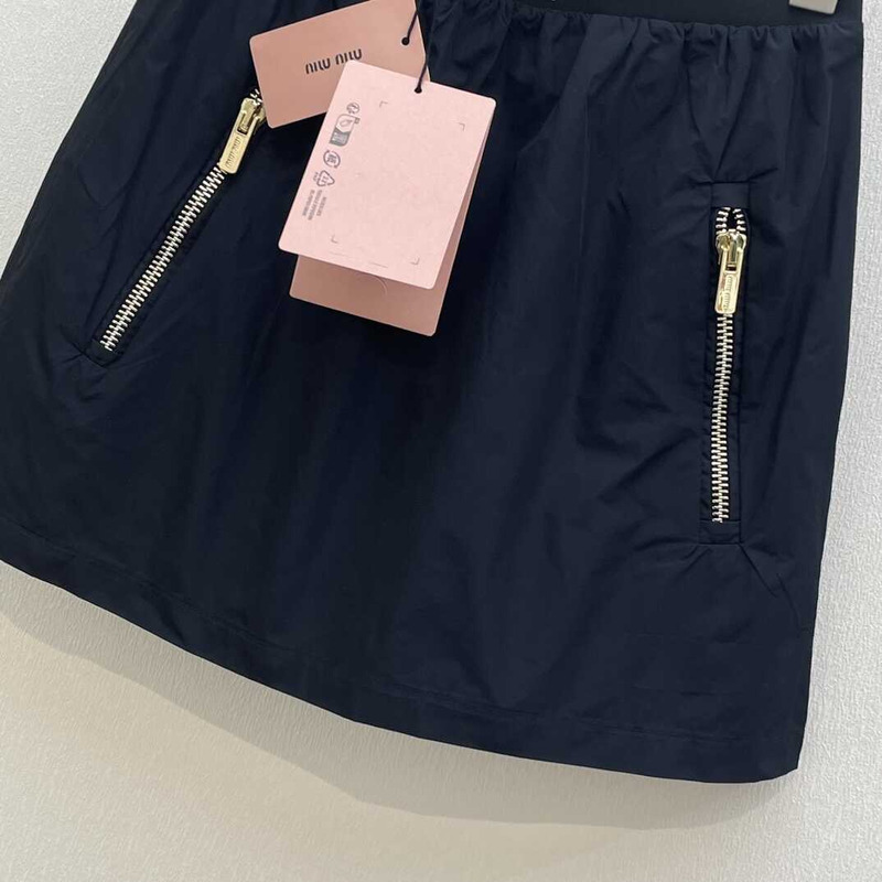 Miu Miu Zipped Short Skirts Black