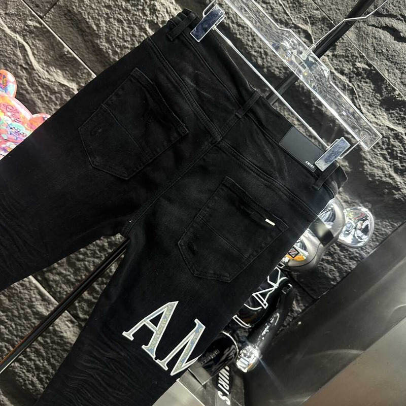 Amiri Serif Logo Jean Black