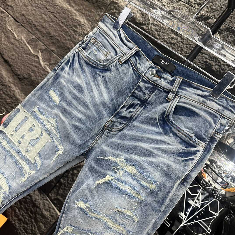 Amiri Serif Logo Jean Blue