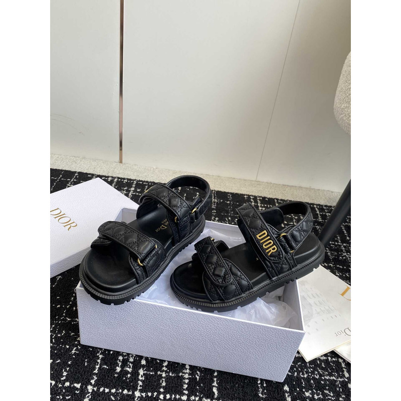 D*or D*oract sandals black sheepskin