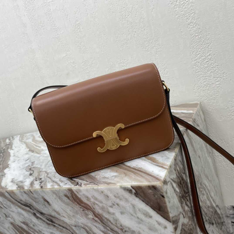 Ce**e classique triomphe bag in shiny calfskin brown