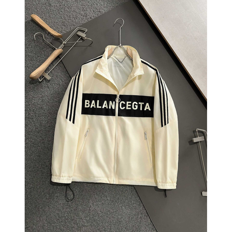 Ba*len*cia*ga zip-up jacket in biege