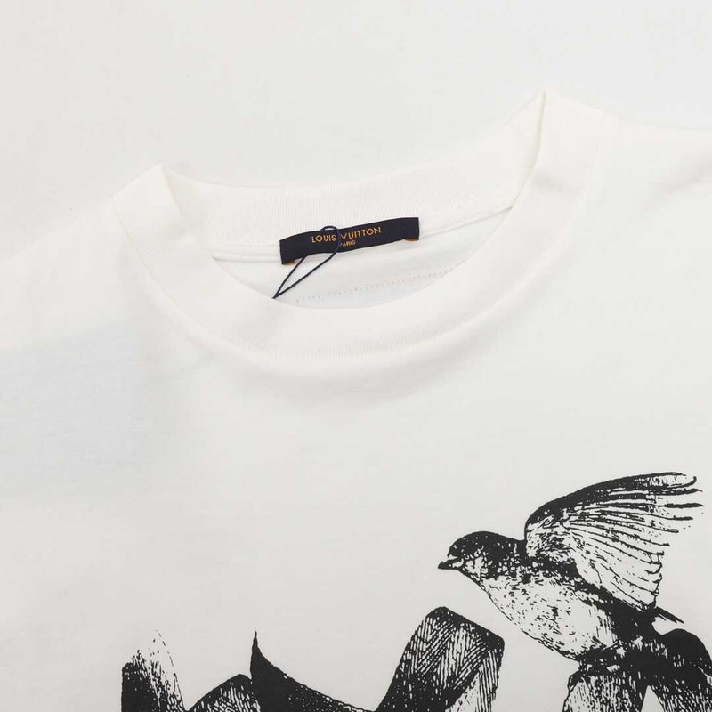 l**is V*t*n bird t-shrit white