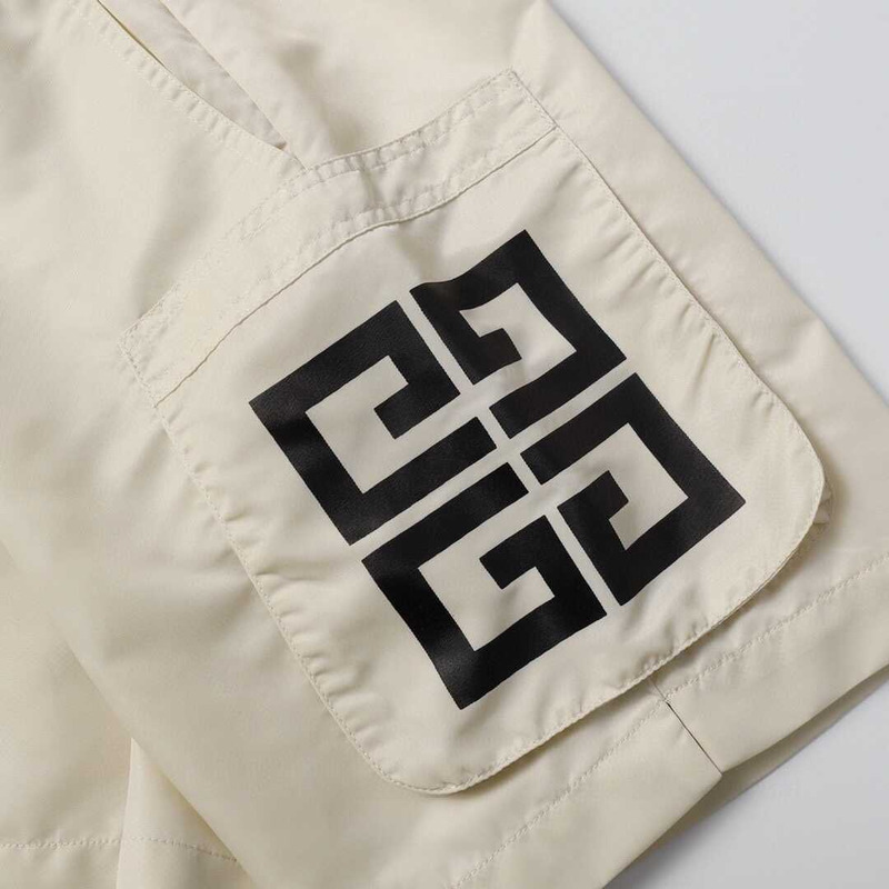 Givenchy Logo Shorts With Pockets Beige